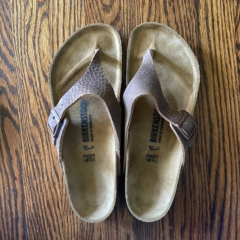 Birkenstocks 42